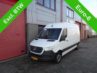 begagnad bil bedrijf Mercedes Sprinter 314 2.2 CDI L2H2 DC 3zits airco 2019/3