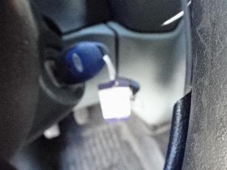 Ford Transit 300S 2.2 TDCI SHD 3 zits airco picture 21