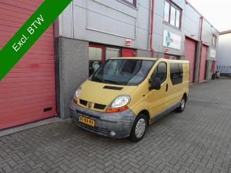 skadebil auto Renault Trafic 1.9 dCi L1H1 Série Spéciale 3 zits 2002/8