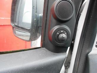 Opel Combo 1.3 CDTi L1H1 ecoFLEX airco uitvoering met achterklep picture 17