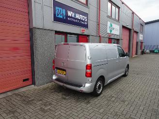 Peugeot Expert 227S 2.0 BlueHDI 180 Premium Pack 3 zits picture 3