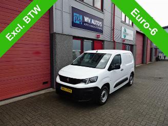 skadebil auto Peugeot Partner 1.5 BlueHDI Pro 58552 km !!!!!!!! airco 2021/5