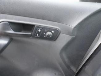 Volkswagen Caddy 1.6 TDI airco picture 15