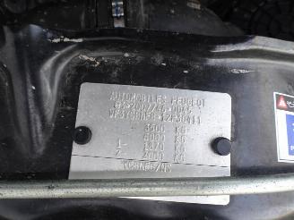 Peugeot Boxer 335 2.2 BlueHDi 140 L2H2 Premium LET OP 1 E VERSNELING STUK WEL GEWOON RIJDBAAR !!!!!! picture 36