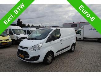 krockskadad bil bedrijf Ford Transit Custom 310 2.0 TDCI L1H2 Trend 3 zits airco motor probleem !!!!!! 2018/3