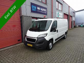 ocasión vehículos comerciales Peugeot Boxer 330 2.2 HDI L2H1 XT 3 zits airco 2016/6