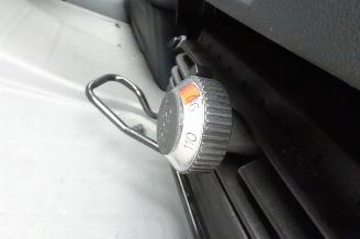 Volkswagen Crafter 30 2.0 TDI L3H3 Highline 140 pk 3 zits picture 41