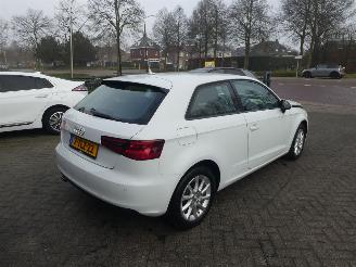Vaurioauto  passenger cars Audi A3 1.2 TFSI Attraction Pro Line plus 2014/3