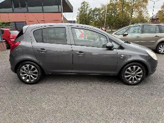 Opel Corsa 1.4-16V \'111\' Edition (Hatchback 5-dr.) picture 6