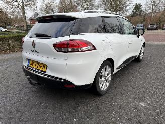 Renault Clio 0.9 TCe Limited  NAVIGATIE  Stationwagen 5-dr. picture 5