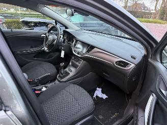 Opel Astra 1.4 Online Edition picture 16