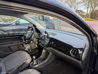 Volkswagen Up! 1.0 move up! AIRCO  BlueMotion picture 21