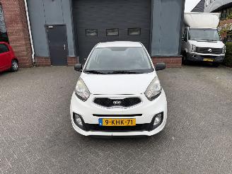 Kia Picanto 1.0 CVVT ISG (Hatchback 3-dr.) picture 8