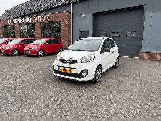 Schadeauto Kia Picanto 1.0 CVVT ISG (Hatchback 3-dr.) 2013/5