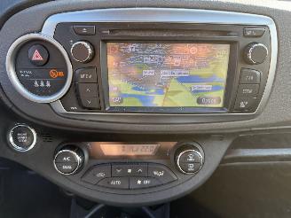 Toyota Yaris 1.3 VVT-i Dynamic AUTOMAAT  (Hatchback 5-dr.) picture 25