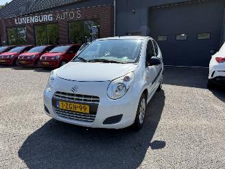 Voiture accidenté Suzuki Alto 1.0 Celebration EASSS (Hatchback 5-dr.) 2015/2