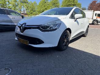 Renault Clio 0.9 TCe Expression picture 25