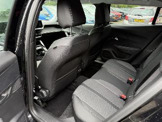 Peugeot e-2008 EV Allure 50 kWh 10950 EURO EX BTW  (SUV 5-dr.) picture 14