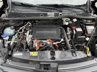 Peugeot e-2008 EV Allure 50 kWh 10950 EURO EX BTW   SOH 91.7  (SUV 5-dr.) picture 23