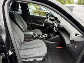 Peugeot e-2008 EV Allure 50 kWh 10950 EURO EX BTW  (SUV 5-dr.) picture 13