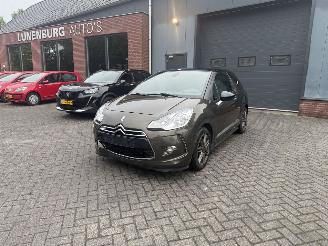 Avarii autoturisme Citroën DS3 1.2 VTi So Chic (Hatchback 3-dr.) 2013/10