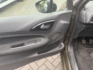Citroën DS3 1.2 VTi So Chic (Hatchback 3-dr.) picture 16