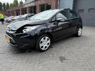 skadebil auto Ford Fiesta 1.25 Champion (Hatchback 5-dr.) 2012/6