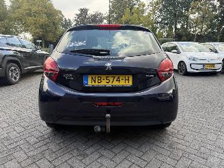 Peugeot 208 1.2 PureTech Active  AUTOMAAT (Hatchback 5-dr.) picture 4