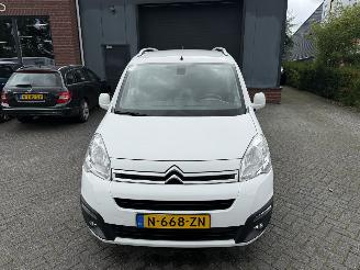 Citroën Berlingo 1.2 PureTech Feel (MPV 5-dr.) picture 8