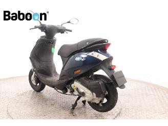 Piaggio  Zip 25KM picture 6
