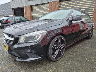 Mercedes Cla-klasse shooting brake 220 cdi prestige picture 6
