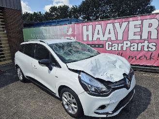 damaged passenger cars Renault Clio 0.9 tce limited 2020/1