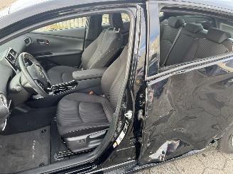 Toyota Prius 1.8 Plug-in Executive picture 15