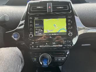 Toyota Prius 1.8 Plug-in Executive picture 21