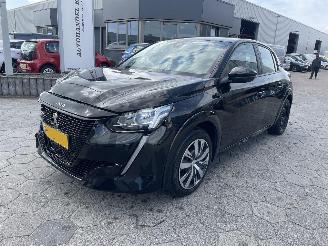 krockskadad bil auto Peugeot e-208 EV Active 50 kWh 2022/4