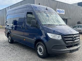 krockskadad bil bedrijf Mercedes Sprinter 2.2 316 MBux L2H2 120KW 2019/1