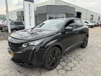 krockskadad bil auto Peugeot 3008 1.2 GT  AUTOMAAT  130PK 2023/9