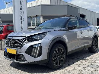 Unfallwagen Peugeot e-2008 EV GT 54 kWh 2024/1