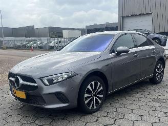 skadebil auto Mercedes A-klasse 250 e Premium AUTOMAAT 2020/4