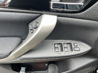 Mitsubishi Eclipse Cross 2.4 PHEV Intense+ picture 18
