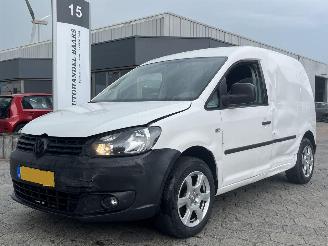 krockskadad bil bedrijf Volkswagen Caddy 1.6 TDI Economy Baseline 2014/1