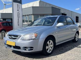 škoda osobní automobily Kia Cerato 1.6-16V LX 2006/3