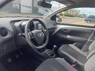 Toyota Aygo 1.0 VVT-i x-fun picture 13