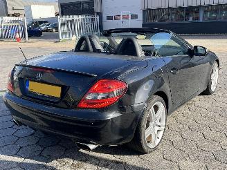 krockskadad bil auto Mercedes SLK 200 AMG Prestige Plus 2010/5