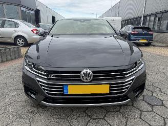 Volkswagen Arteon 1.5 TSI Business R picture 2