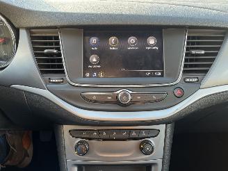 Opel Astra Sports Tourer 1.2 Edition picture 20