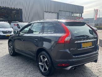 Volvo Xc-60 2.0 T5 FWD R-Design AUTOMAAT picture 6