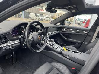 Porsche Panamera 2.9 4 E-Hybrid Platinum Edition picture 16