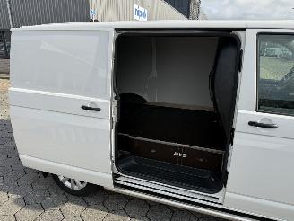Volkswagen Transporter 2.0 TDI L1H1 30 Bulli picture 10