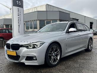 krockskadad bil auto BMW 3-serie Touring 318i M Sport Corporate Lease 2019/11